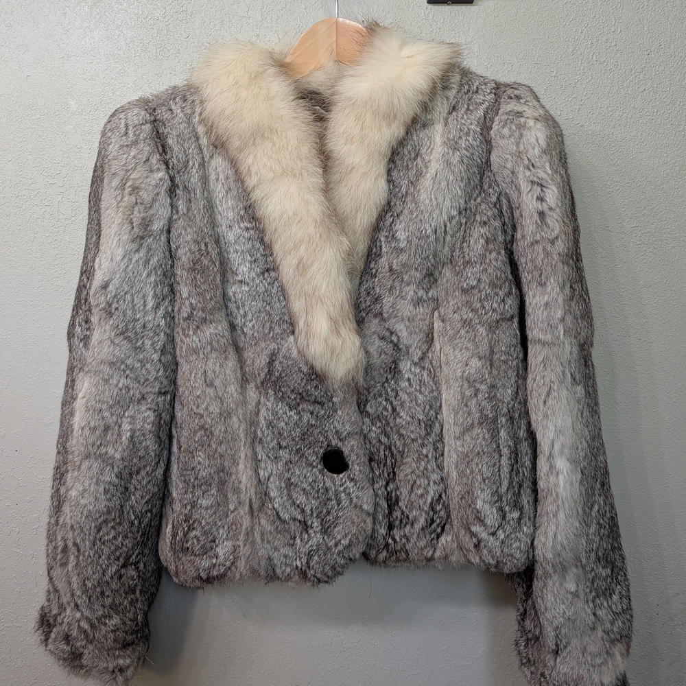 Wilson Gray and Cream Teddy Jacket Cropped Style